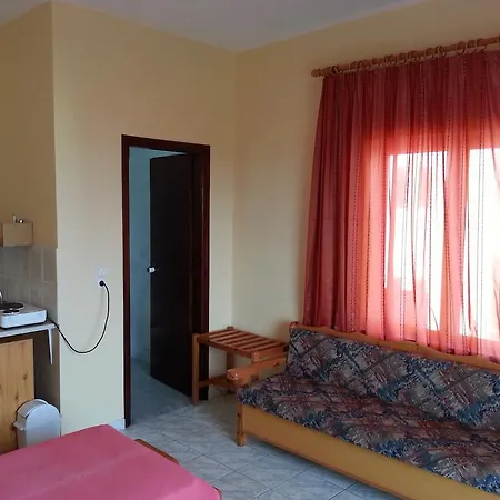 Studio Thodorou Agia Marina (Crete)
