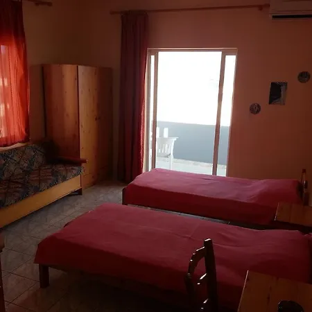 Aparthotel Studio Thodorou *