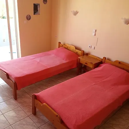 Studio Thodorou Agia Marina (Crete)